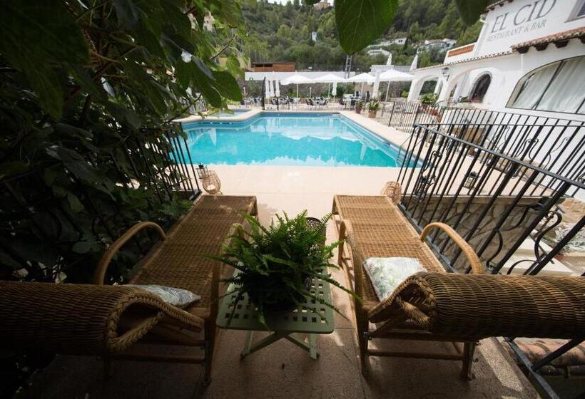 スタンダードトリプルルーム, El Cid Country Club