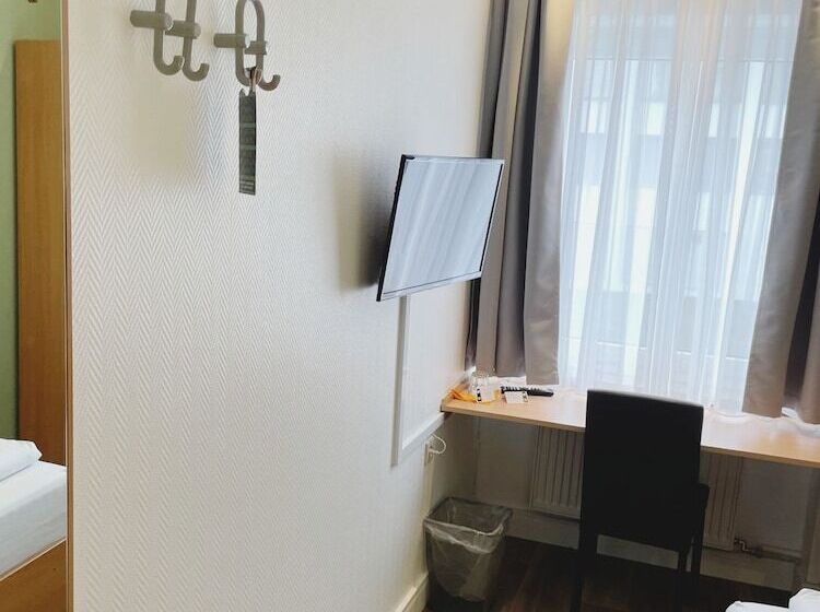 Номер Стандарт Индивидуальный, Europa Hotel City