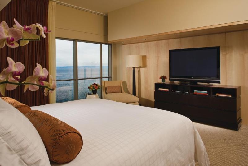 带观景的豪华间, Four Seasons Hotel Seattle