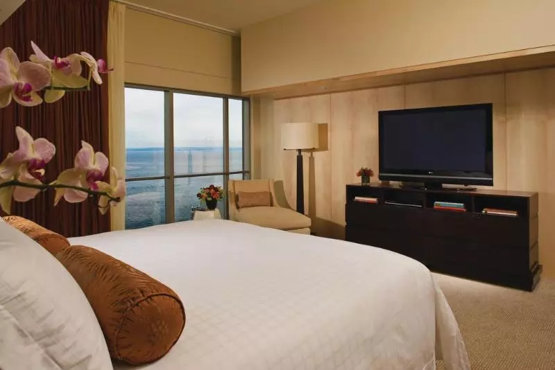 اتاق لوکس با چشم‌انداز, Four Seasons Hotel Seattle