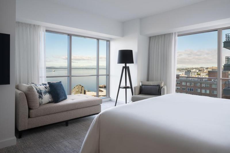 带大床的标准间, Four Seasons Hotel Seattle