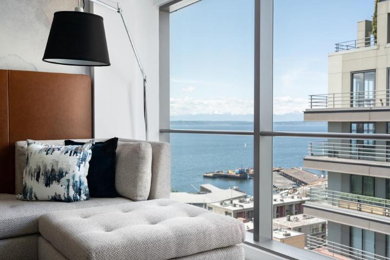 豪华套房, Four Seasons Hotel Seattle