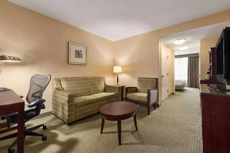 اتاق استاندارد با تخت بزرگ, Four Seasons Hotel Seattle