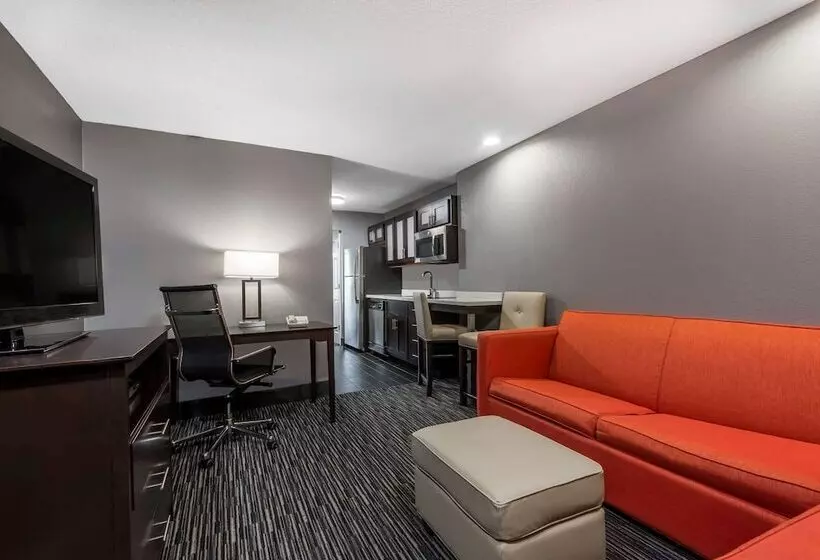 スイート, Hawthorn Extended Stay By Wyndham Columbus West