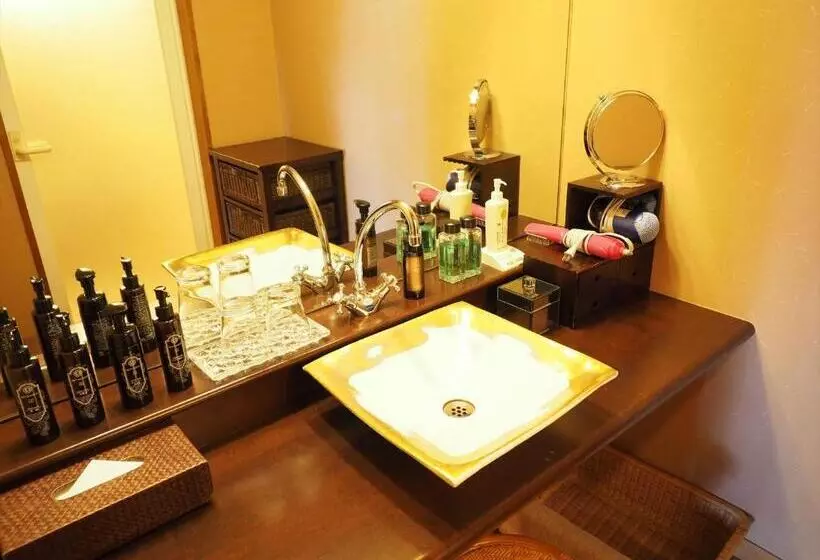 اتاق استاندارد با چشم‌انداز دریا, Sado Resort Hotel Azuma