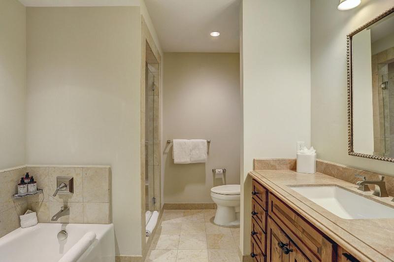 Апартаменты 3 Спальни, The Vail Collection At The Ritz Carlton Residences Vail