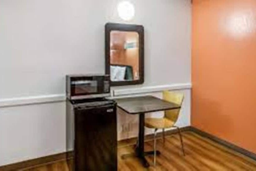 带2个双人床的标准工作室, Motel 6euless, Tx Dfw West