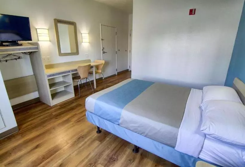 スタンダードルーム, Motel 6 Portsmouth, Nh