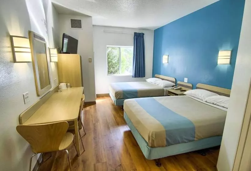2ダブルベッドのスタンダードルーム, Motel 6 Portsmouth, Nh
