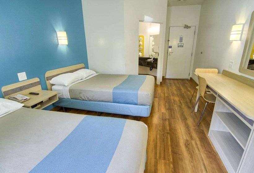 Номер Стандарт 2 Двуспальные Кровати, Motel 6 Portsmouth, Nh
