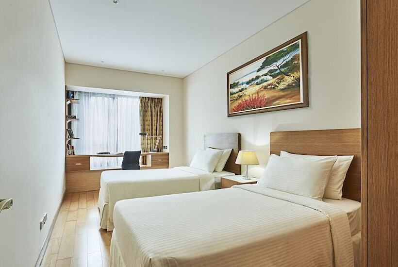 آپارتمان مدیریتی 2 خوابه, Sherwood Residence