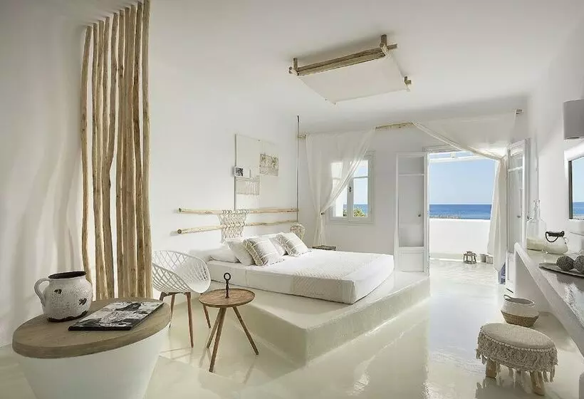 اتاق لوکس با چشم‌انداز دریا, Artemis Seaside Resort