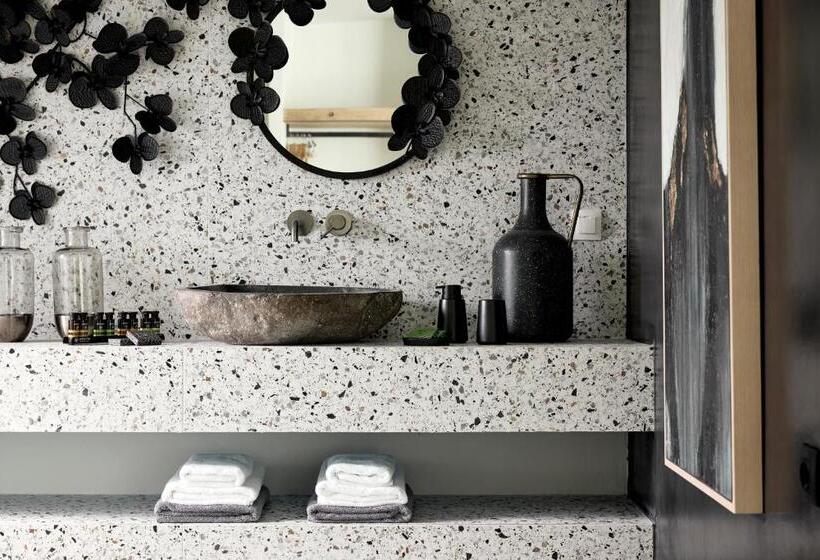 جناح مطلّ علي البحر, Artemis Seaside Resort