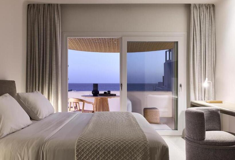 غرفة ديلوكس مطلّة علي البحر, Artemis Seaside Resort