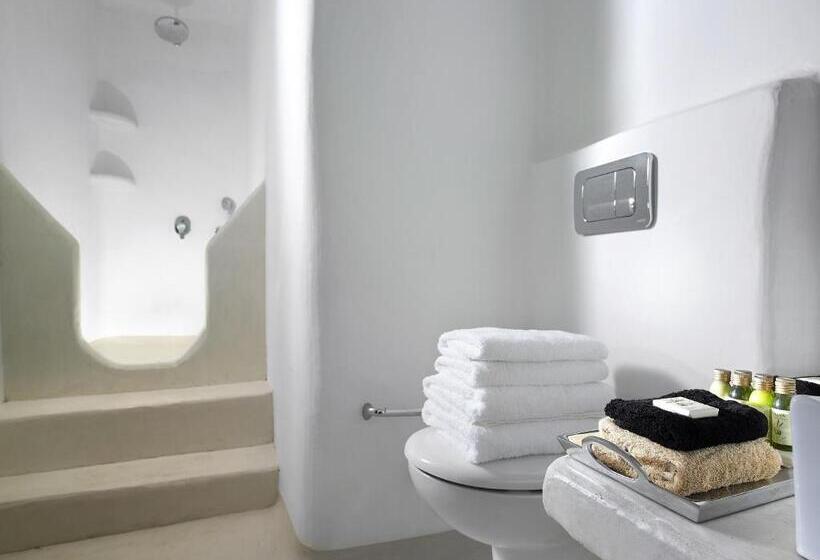 جناح عائلي, Artemis Seaside Resort