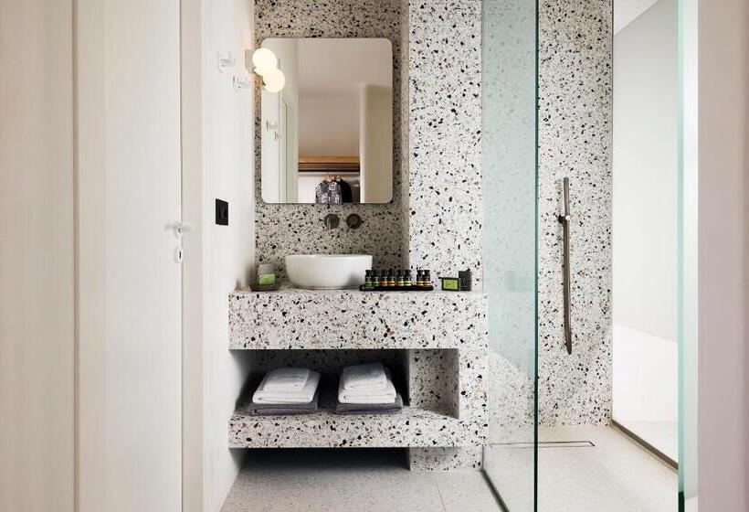 جناح ديلوكس مطل على البحر, Artemis Seaside Resort