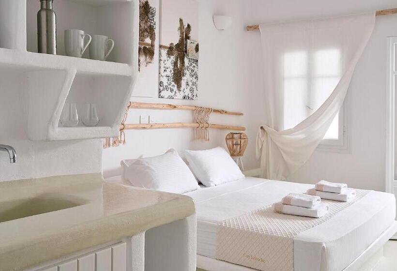 غرفة ديلوكس مطلّة علي الحديقة, Artemis Seaside Resort