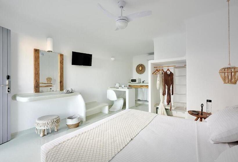 غرفة ديلوكس مطلّة علي الحديقة, Artemis Seaside Resort