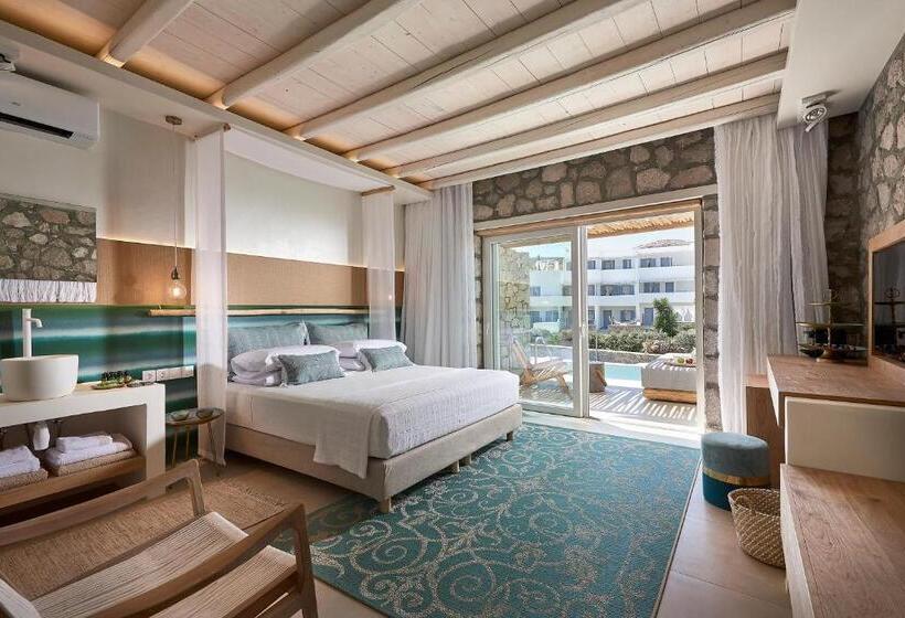 جناح سوبيريور, Artemis Seaside Resort