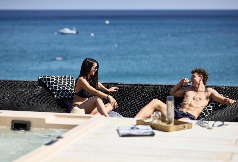 Люкс Вид на Море с Гидромассажем, Artemis Seaside Resort