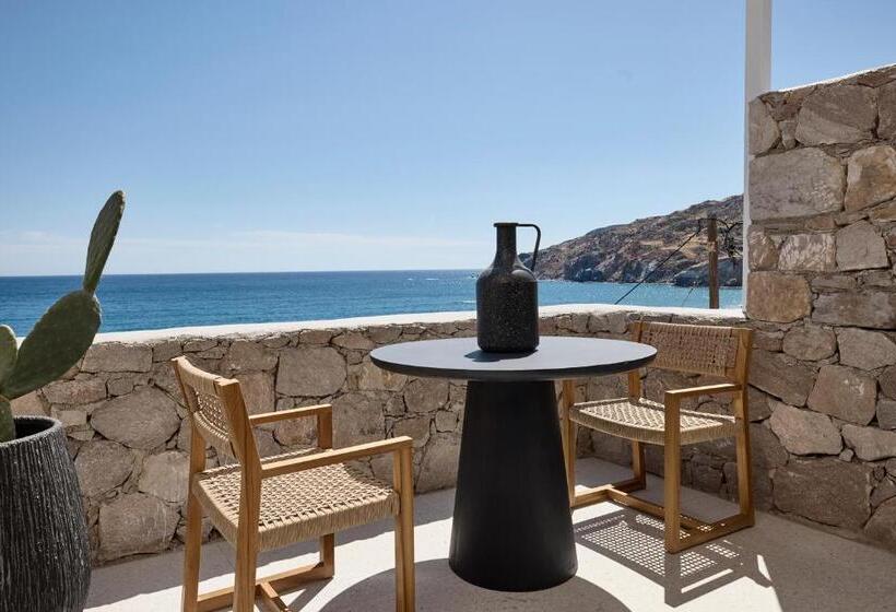 جناح مطلّ علي البحر, Artemis Seaside Resort