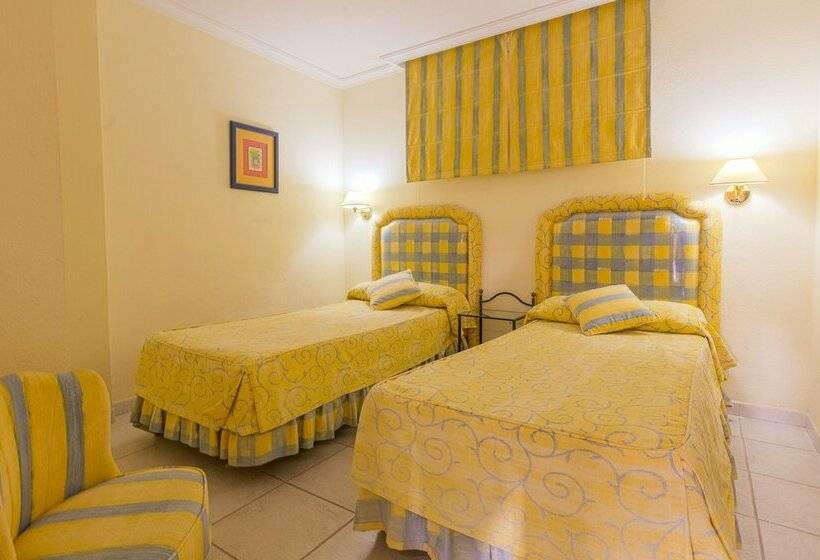 Апартаменты 2 Спальни Вид на Море, El Marques Palace By Intercorp Group