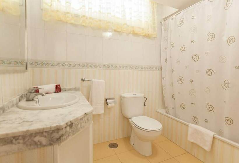 Апартаменты 3 Спальни Вид на Море, El Marques Palace By Intercorp Group