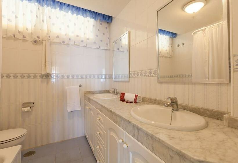 Апартаменты 3 Спальни Вид на Море, El Marques Palace By Intercorp Group