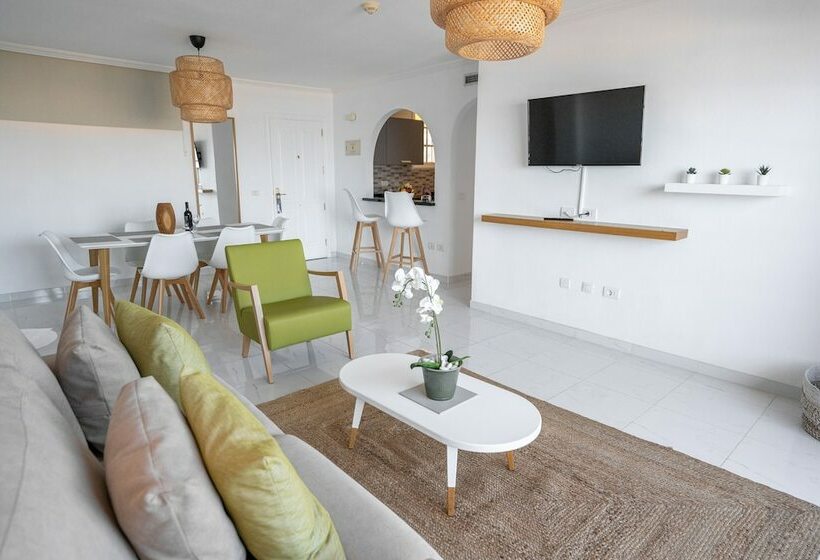 Люкс Deluxe 3 Спальни, El Marques Palace By Intercorp Group