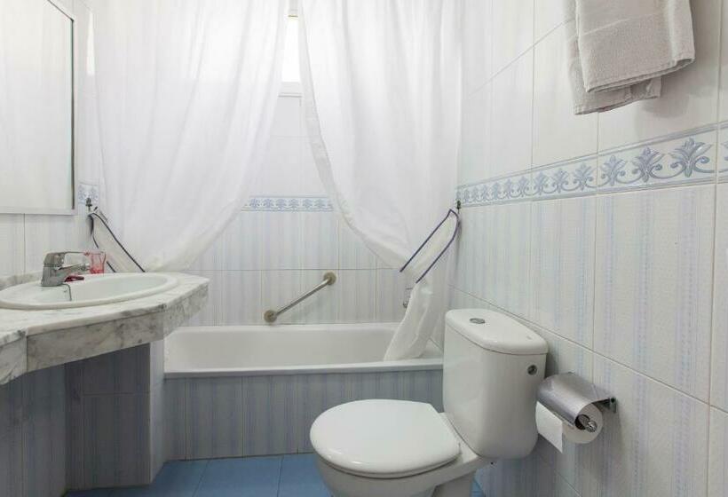 Люкс Deluxe 3 Спальни, El Marques Palace By Intercorp Group