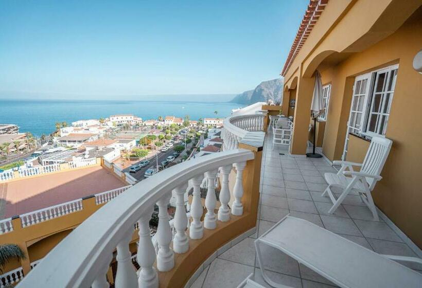 Люкс Deluxe 3 Спальни, El Marques Palace By Intercorp Group