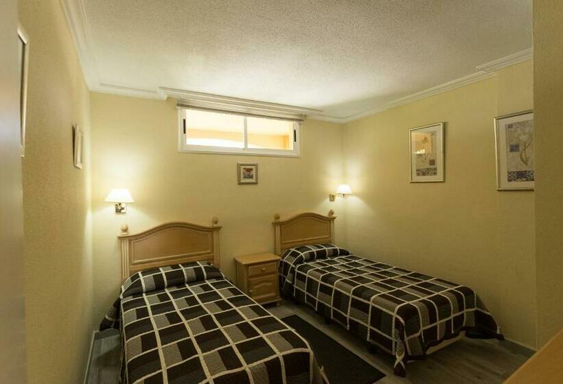 Апартаменты 3 Спальни Вид на Море, El Marques Palace By Intercorp Group