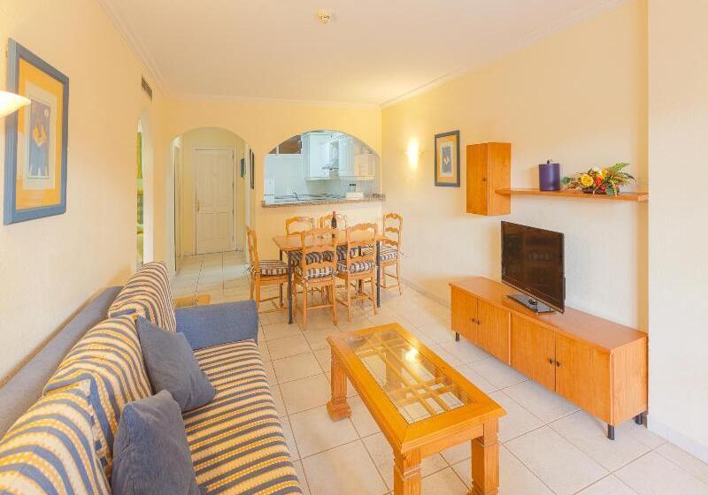 Апартаменты 2 спальни Вид на Сад, El Marques Palace By Intercorp Group