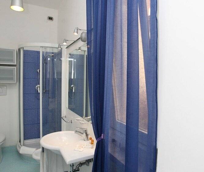 اتاق کلاسیک, Town House Fontana Di Trevi