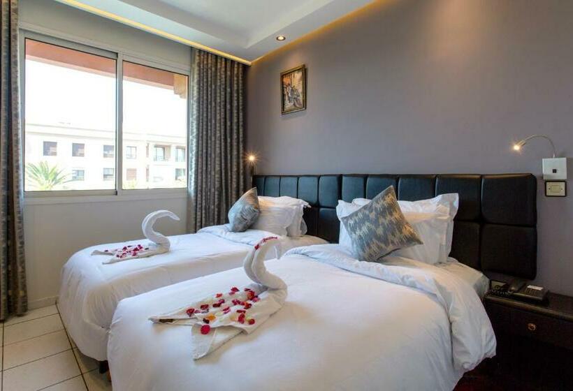 חדר סטנדרט, Akabar