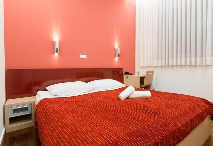 חדר סטנדרט, Dream