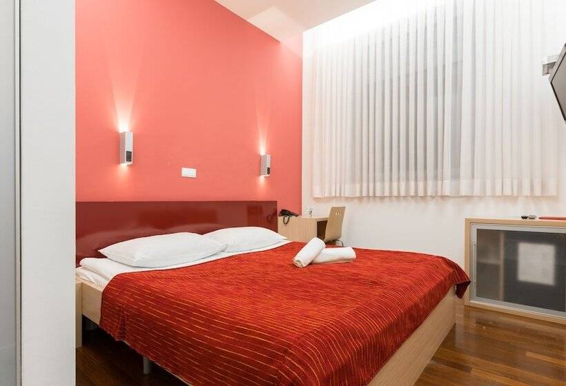 חדר סטנדרט, Dream