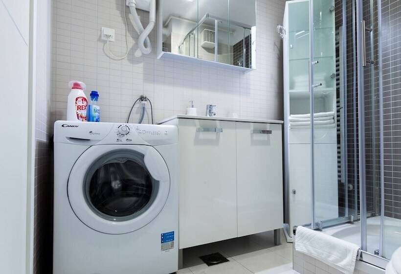 דירת חדר, Dream