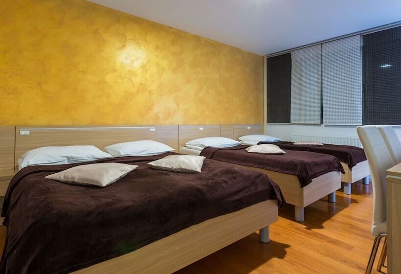 דירת חדר, Dream