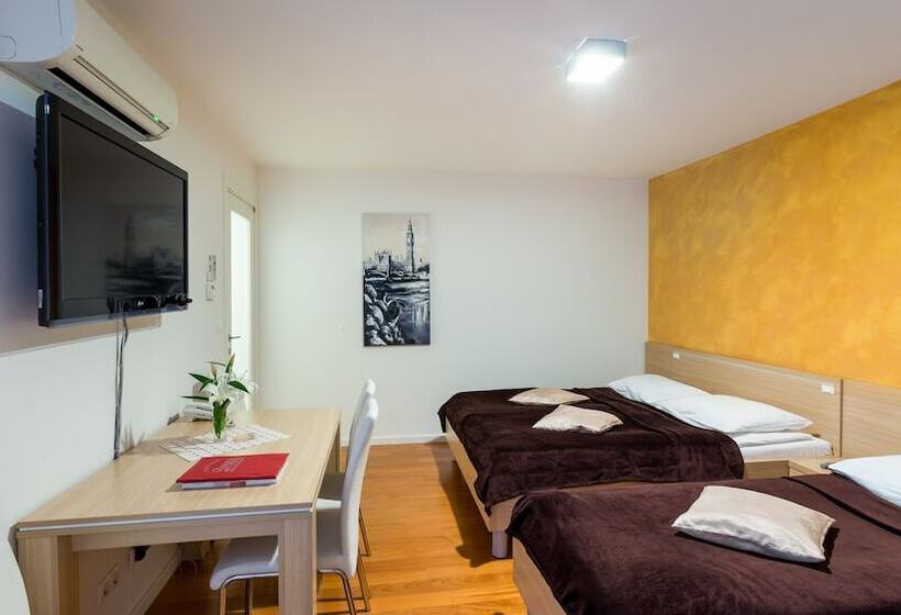 דירת חדר, Dream