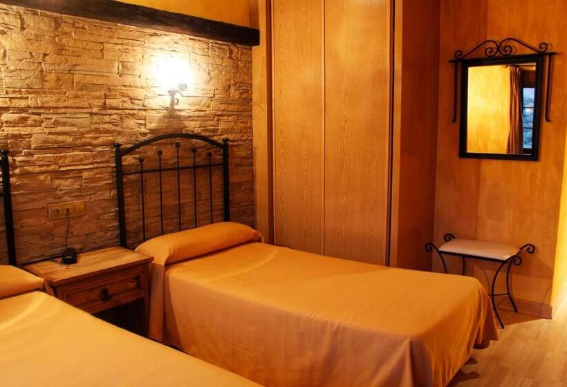 غرفة قياسية, Hostal El 402