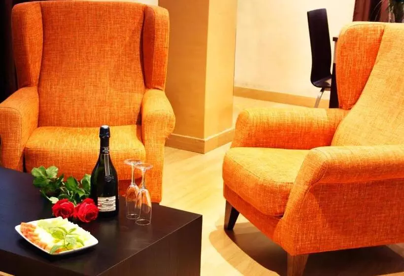 デラックスジュニアスイート, Hostal El 402