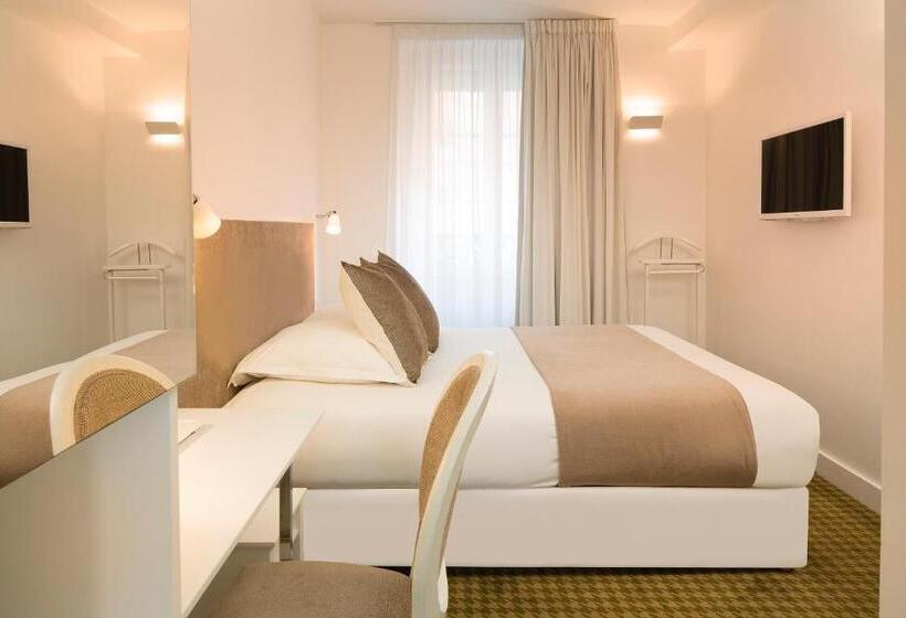 Superior Kamer, Mistral