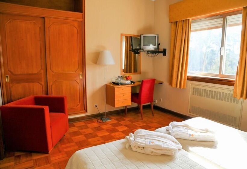 Номер Стандарт, Inatel Santa Maria Da Feira