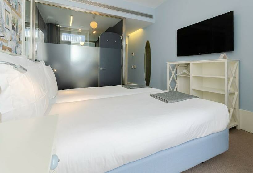 اتاق کلاسیک, Lx Boutique