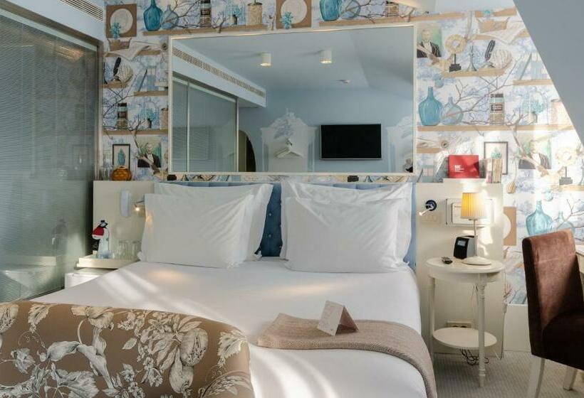 Quarto superior vista rio, Lx Boutique