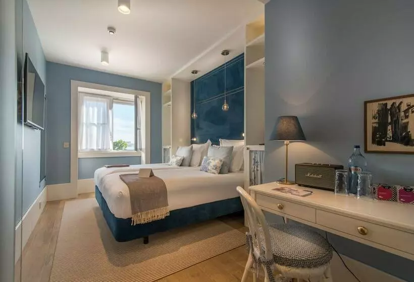Quarto superior vista rio, Lx Boutique