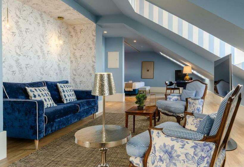 سوییت, Lx Boutique