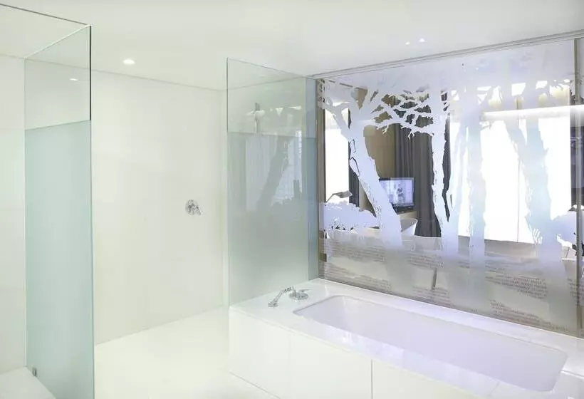 اتاق لوکس, Onyria Marinha Boutique