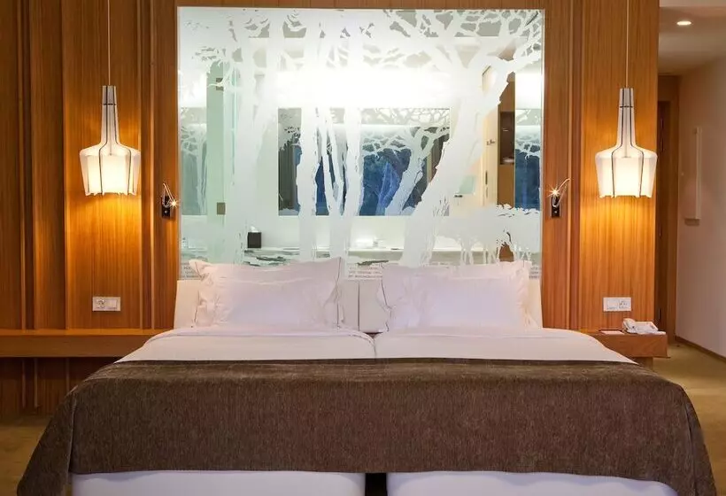 اتاق لوکس, Onyria Marinha Boutique